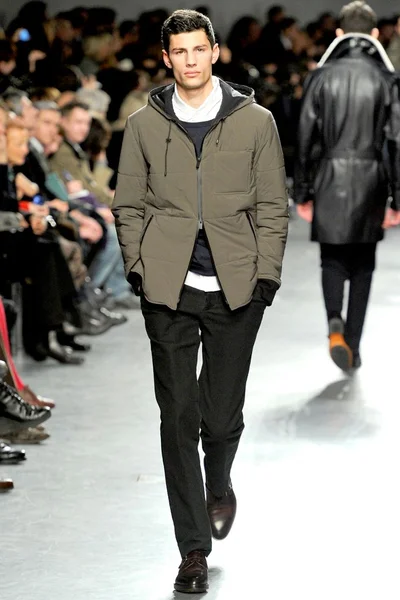 Look 34